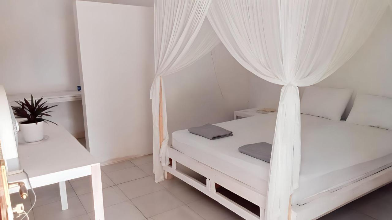 The Village Rua Beach Homestay Exterior foto
