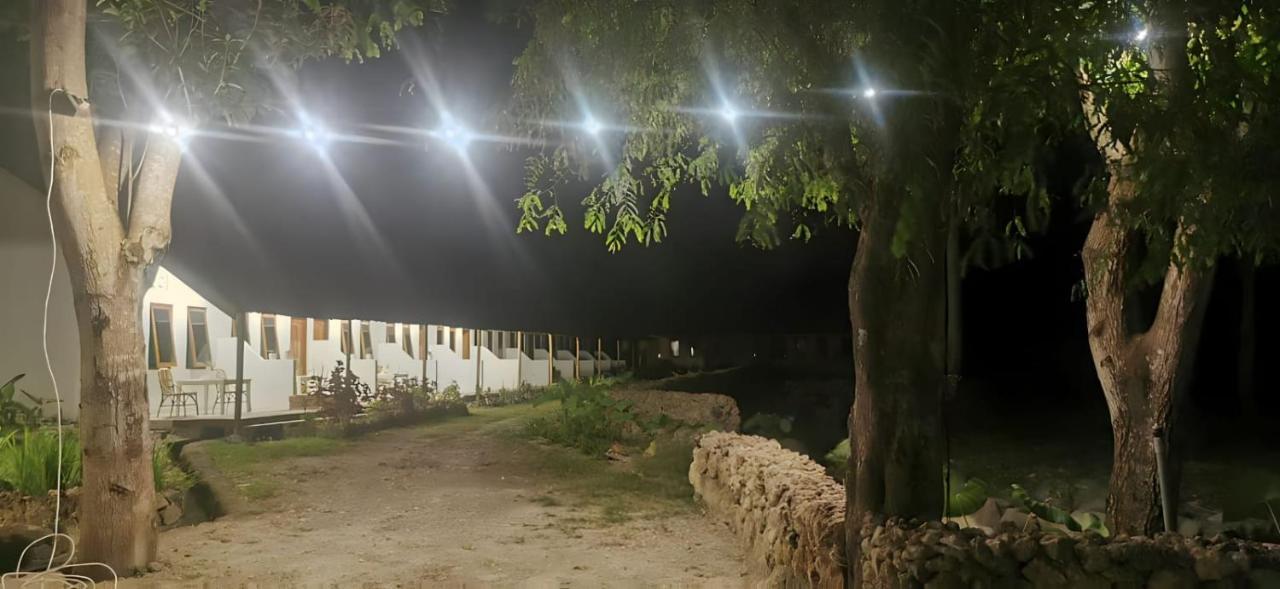 The Village Rua Beach Homestay Exterior foto
